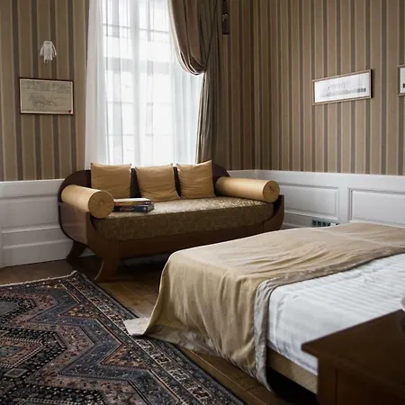 Erzsebet Nagy Szalloda Hotel