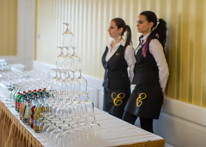 Hotel Erzsebet Nagy Szalloda Paks